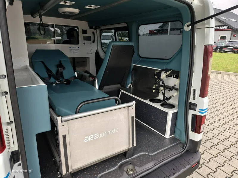 Renault Trafic 18
