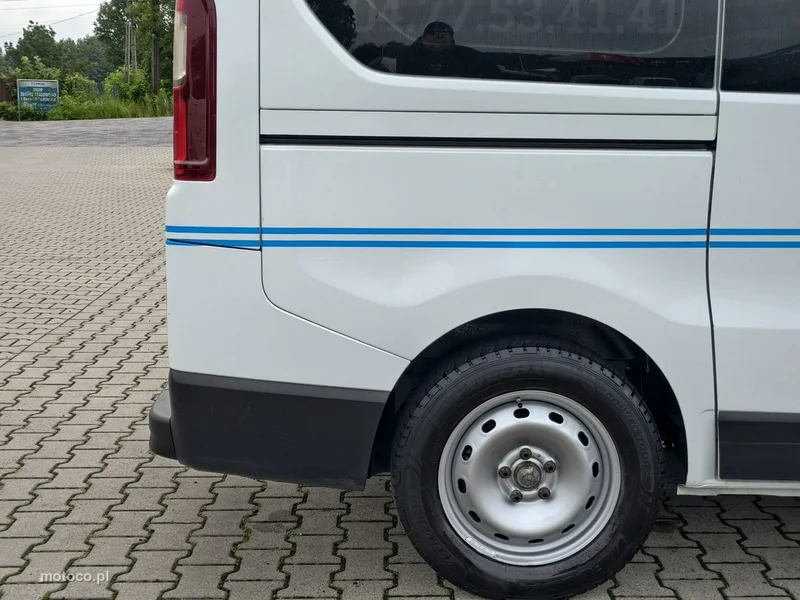 Renault Trafic 23