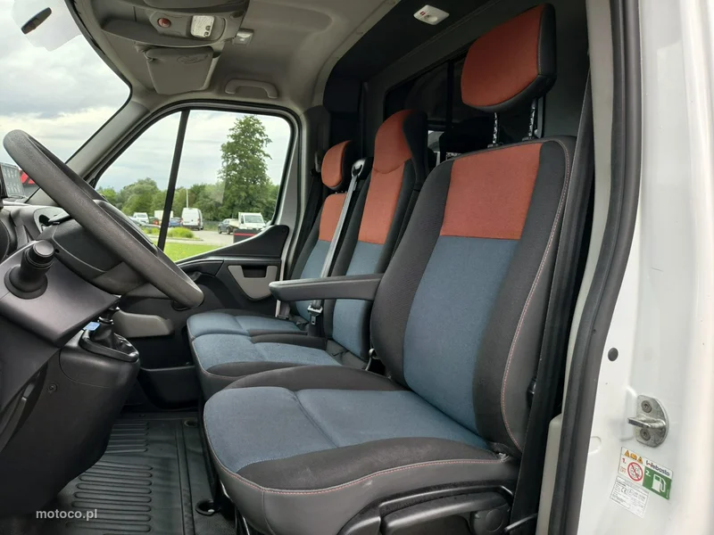 Renault Master 9