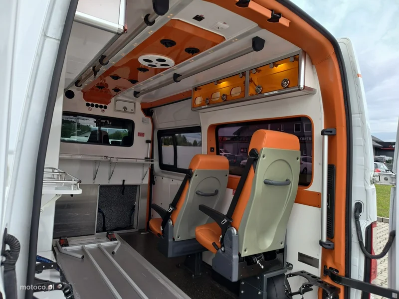 Renault Master 19