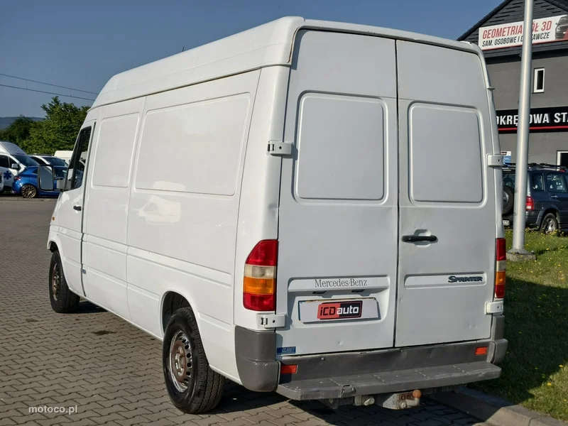 Mercedes-Benz Sprinter 5