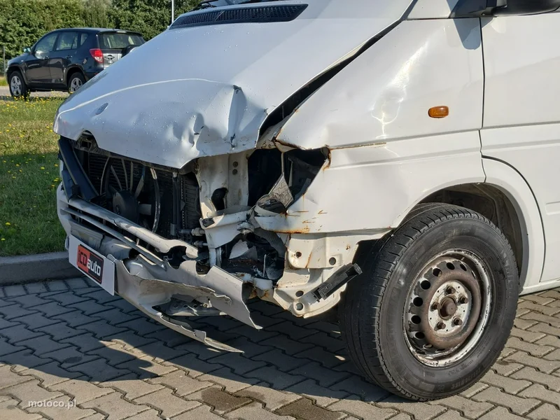 Mercedes-Benz Sprinter 23