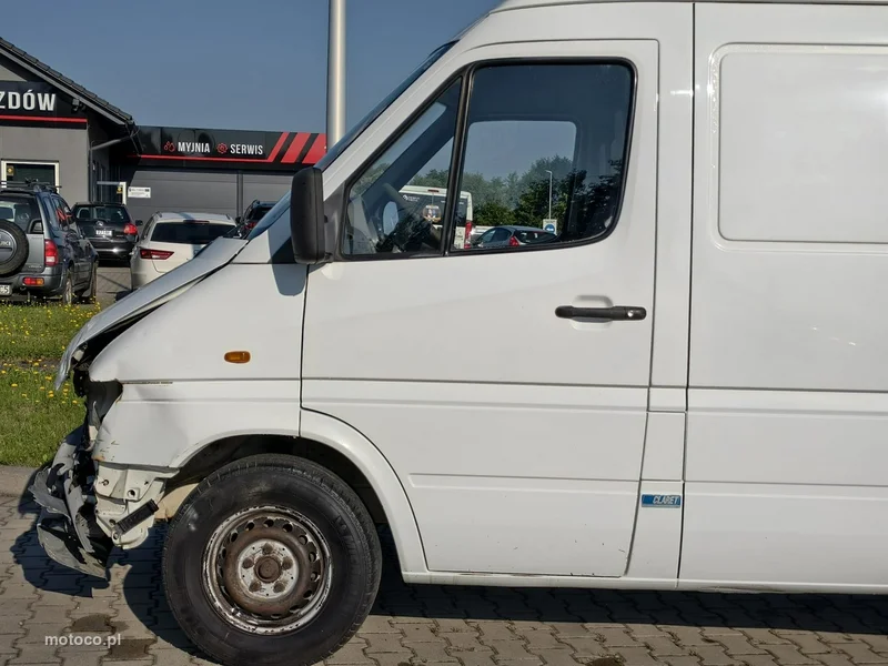 Mercedes-Benz Sprinter 25