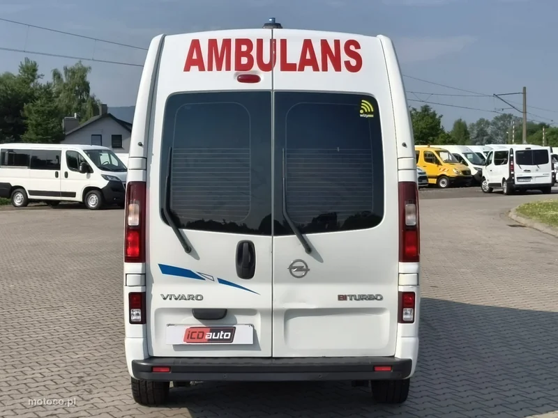 Opel Vivaro 6