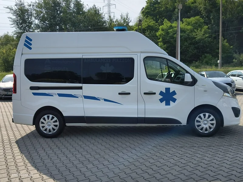 Opel Vivaro 8
