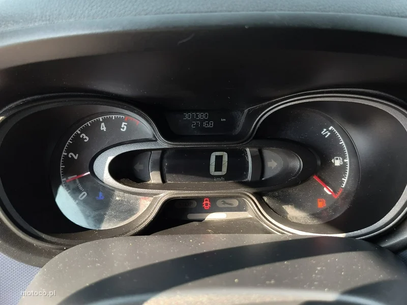 Opel Vivaro 12