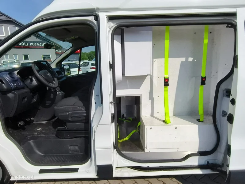 Opel Vivaro 13