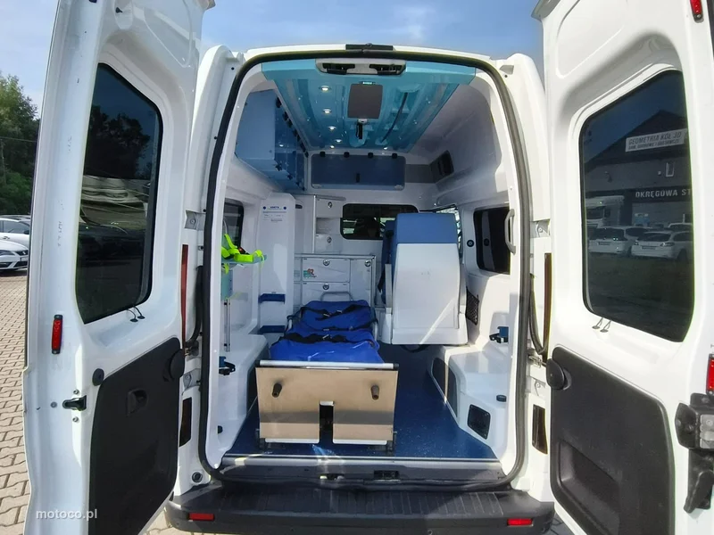 Opel Vivaro 22