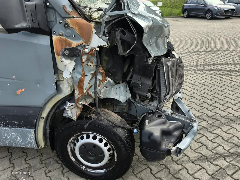Mercedes-Benz Sprinter 20