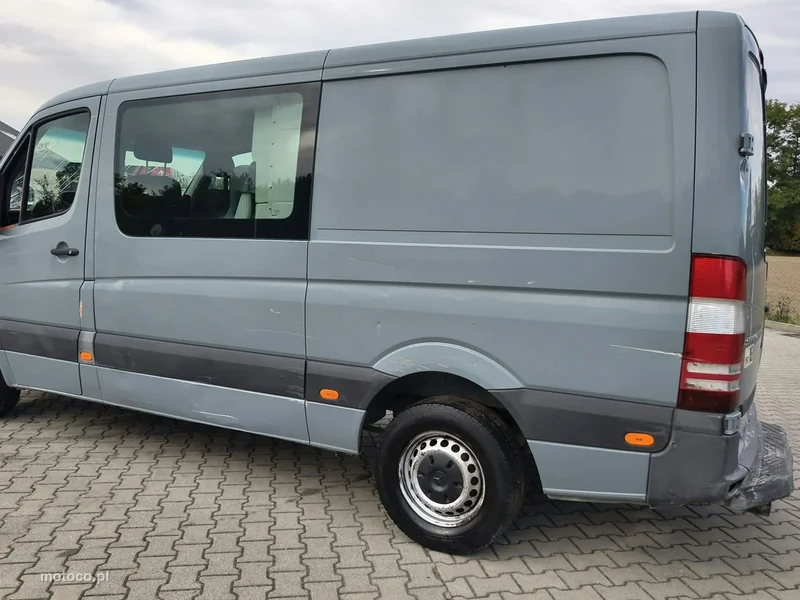 Mercedes-Benz Sprinter 28