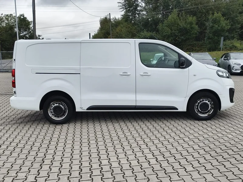 Opel Vivaro 8