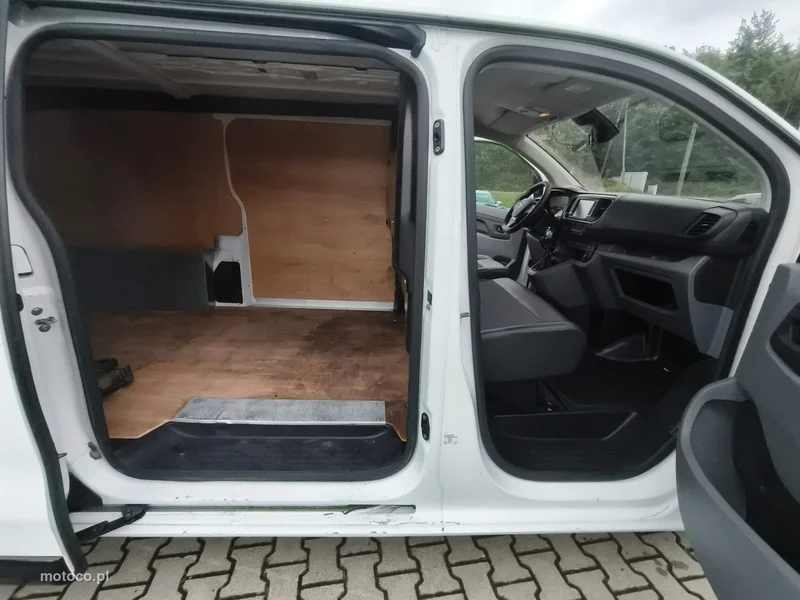 Opel Vivaro 15