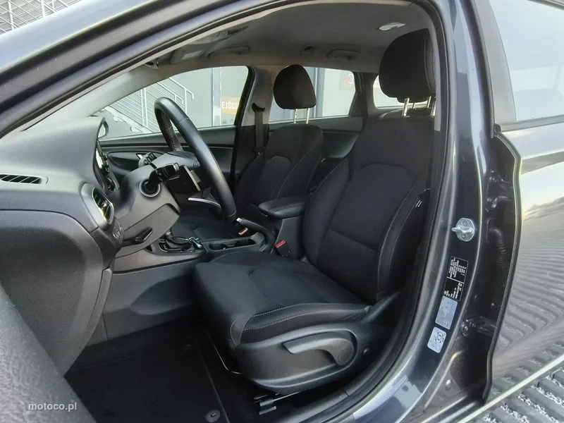 Hyundai i30 13