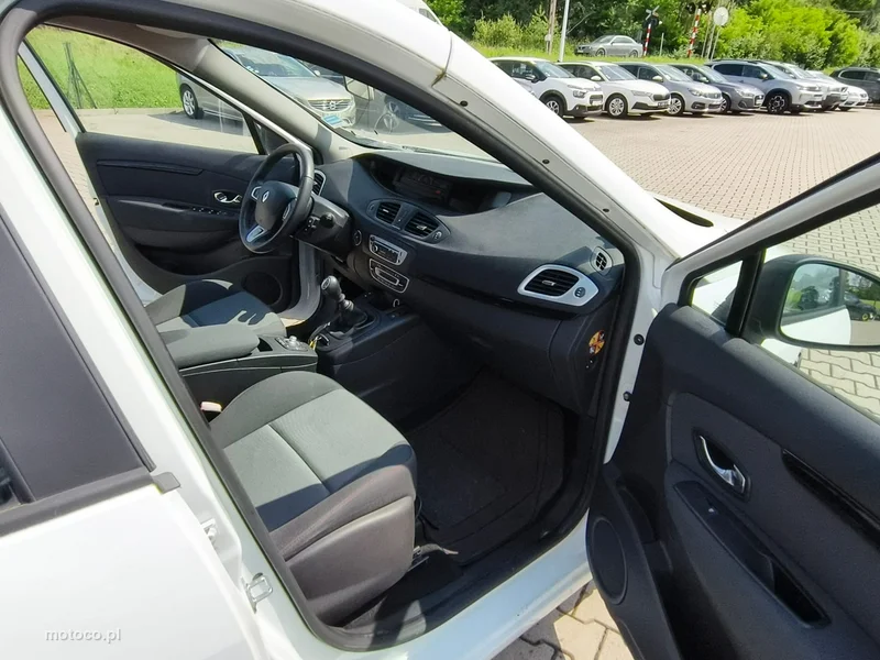 Renault Scenic III 13