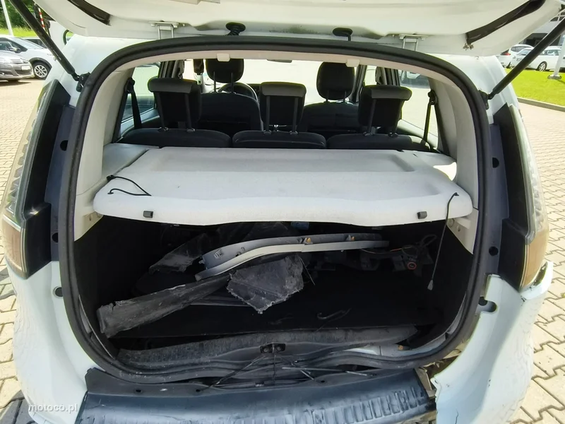 Renault Scenic III 23