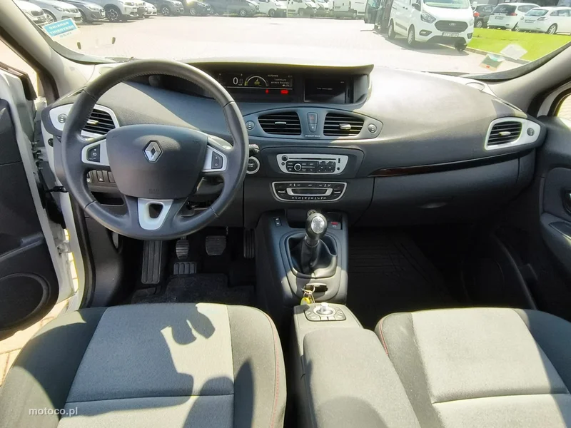 Renault Scenic III 10