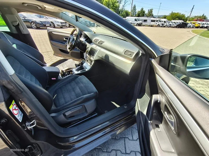 Volkswagen Passat CC 15