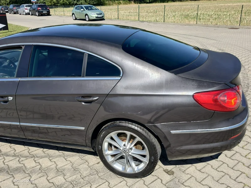 Volkswagen Passat CC 21
