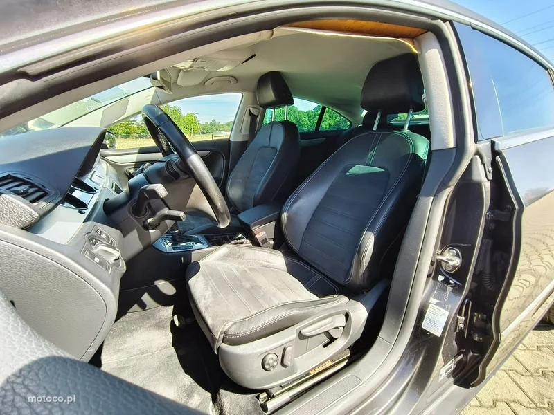 Volkswagen Passat CC 9