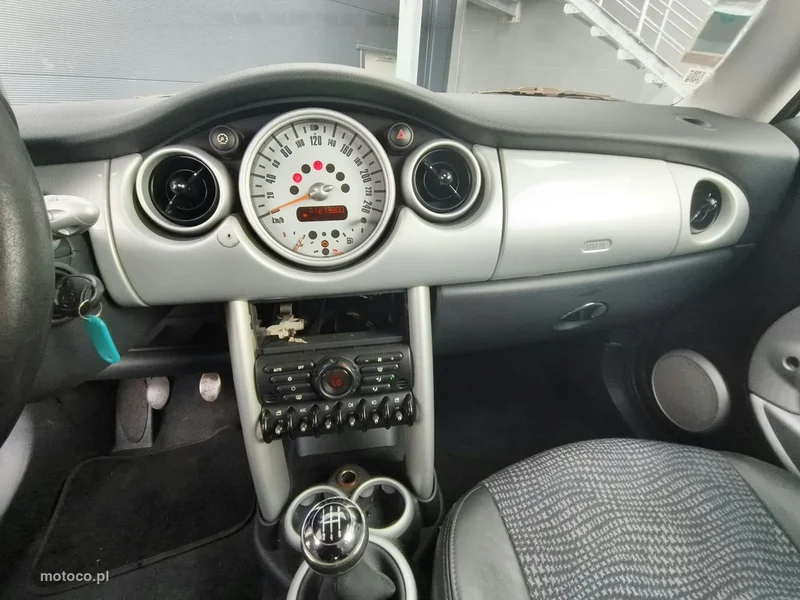 MINI Cooper 12