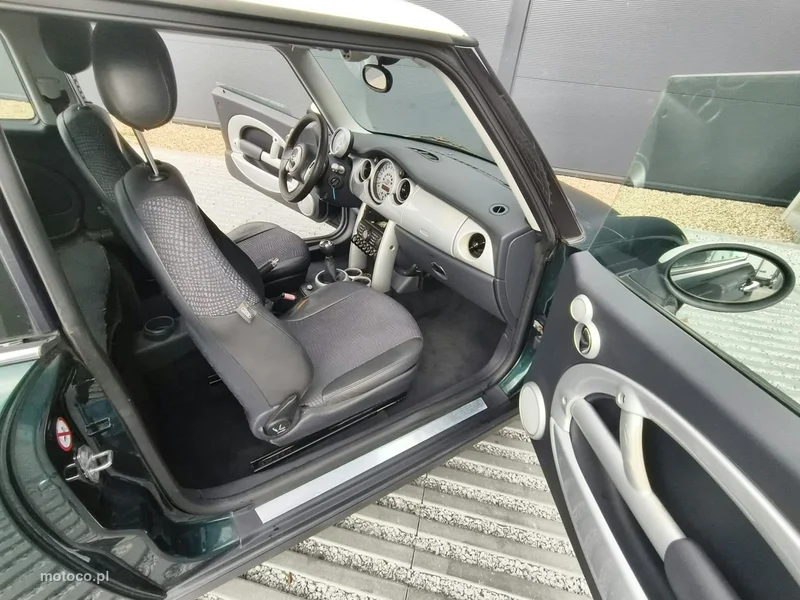 MINI Cooper 14