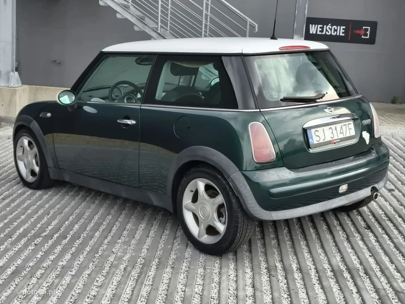 MINI Cooper 5