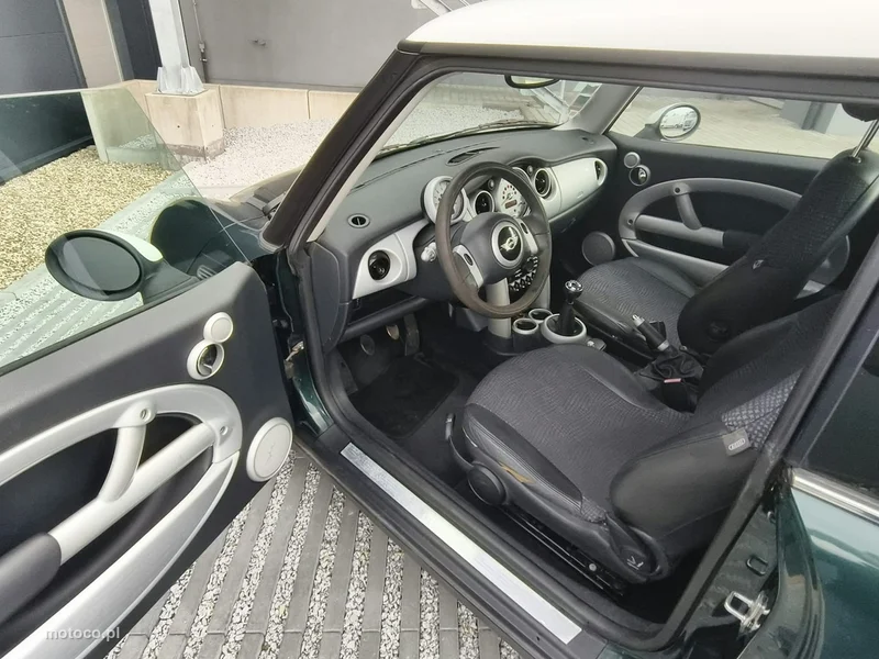 MINI Cooper 10
