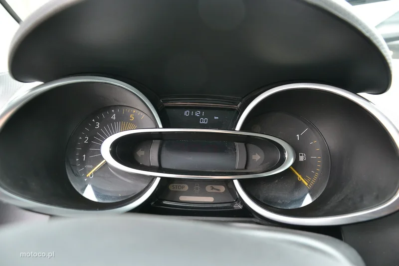 Renault Clio IV 19