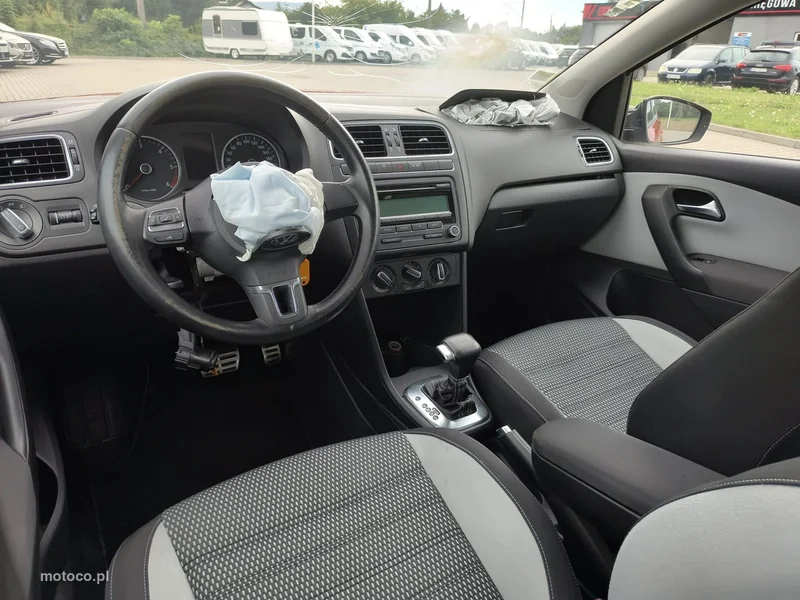 Volkswagen Polo V 6R 9