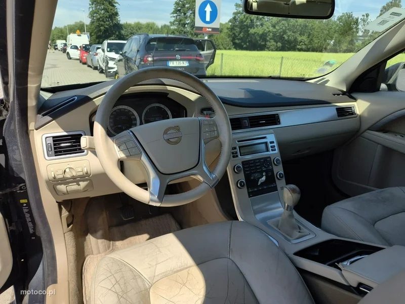 Volvo S80 9