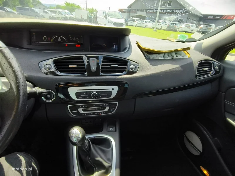 Renault Grand Scenic II 12