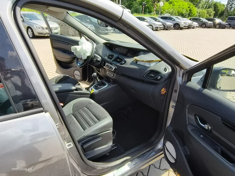 Renault Grand Scenic II 15