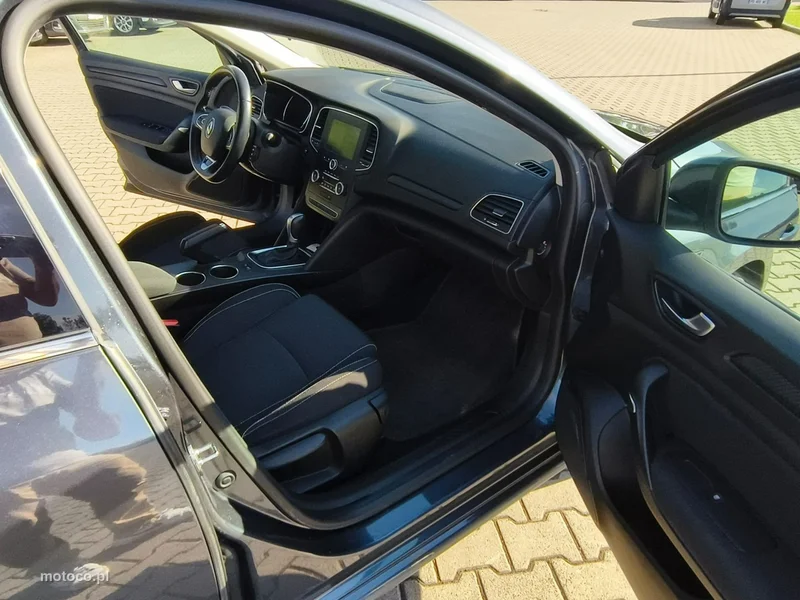 Renault Megane IV 13