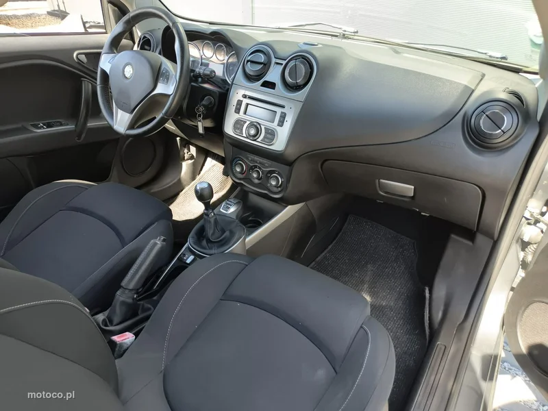 Alfa Romeo MiTo 10