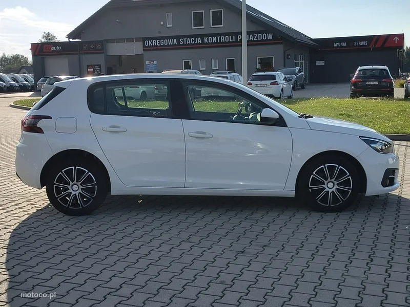 Peugeot 308 8