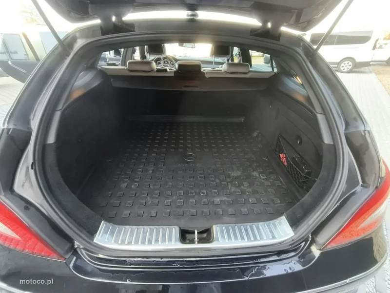 Mercedes-Benz CLS C218 350 25