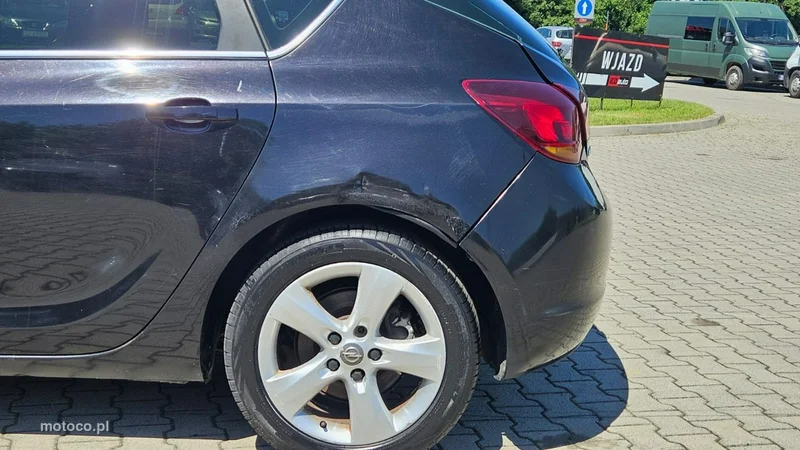 Opel Astra J 22