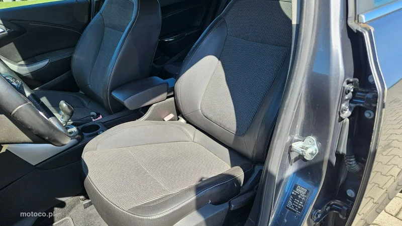Opel Astra J 15