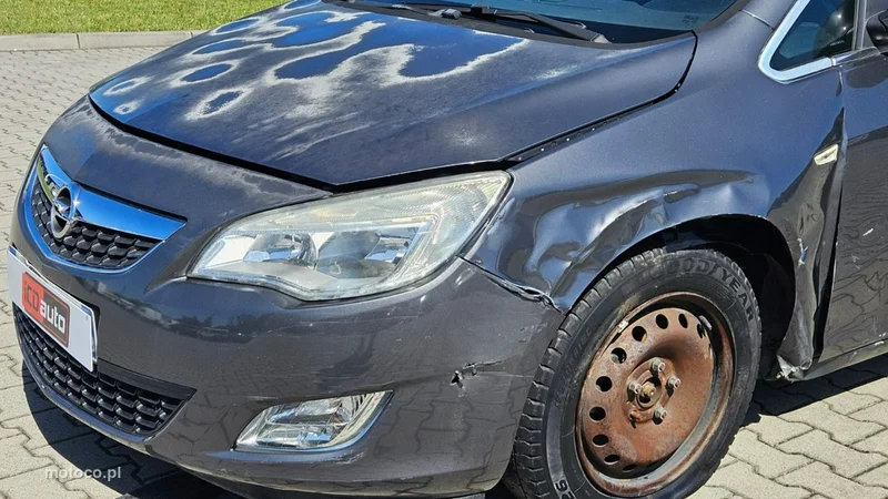Opel Astra J 26