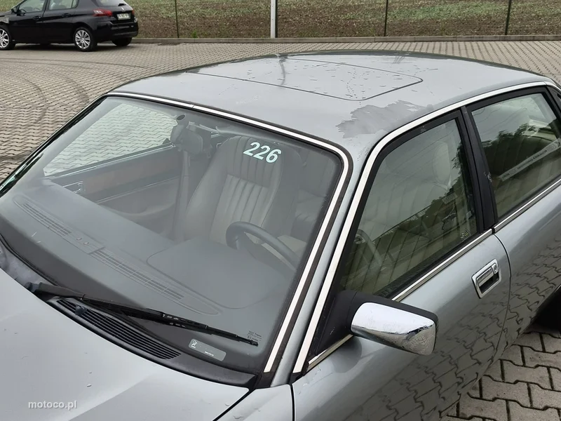 Jaguar XJ 21