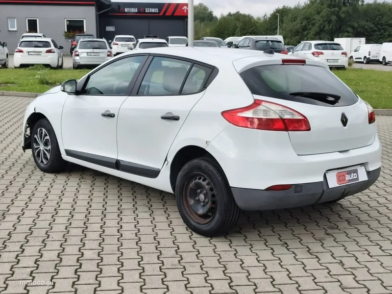 Renault Megane III 5