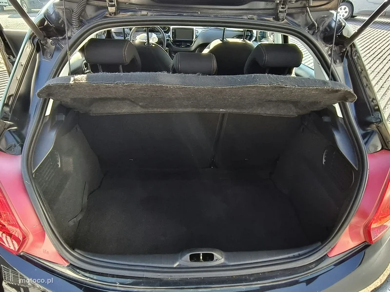 Peugeot 208 19