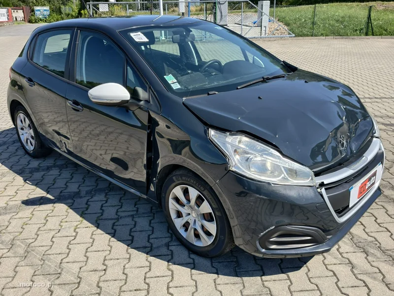 Peugeot 208 19