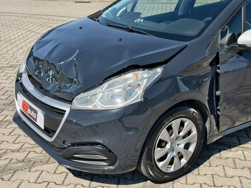 Peugeot 208 22