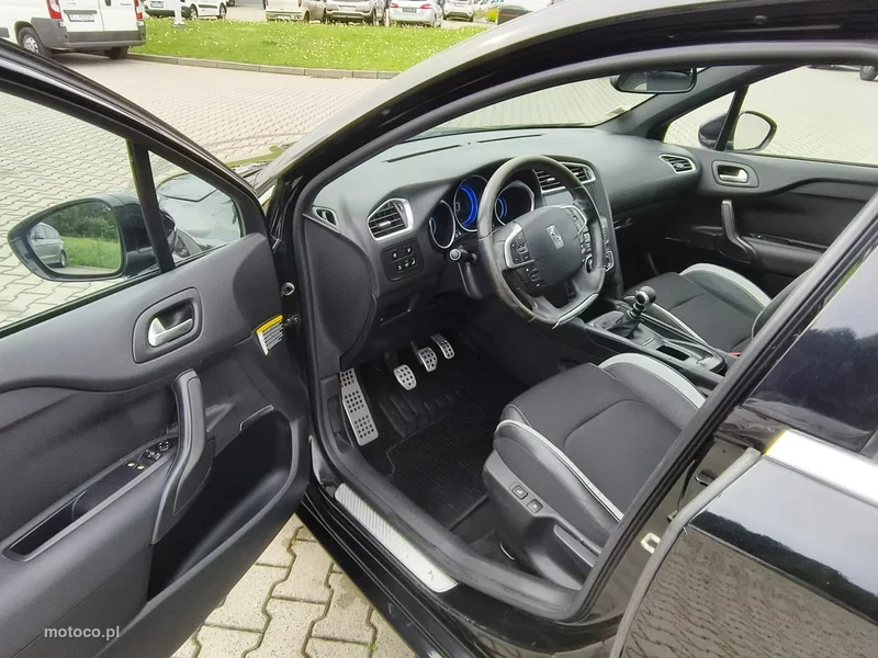 Citroen DS4 13