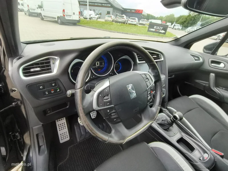 Citroen DS4 10
