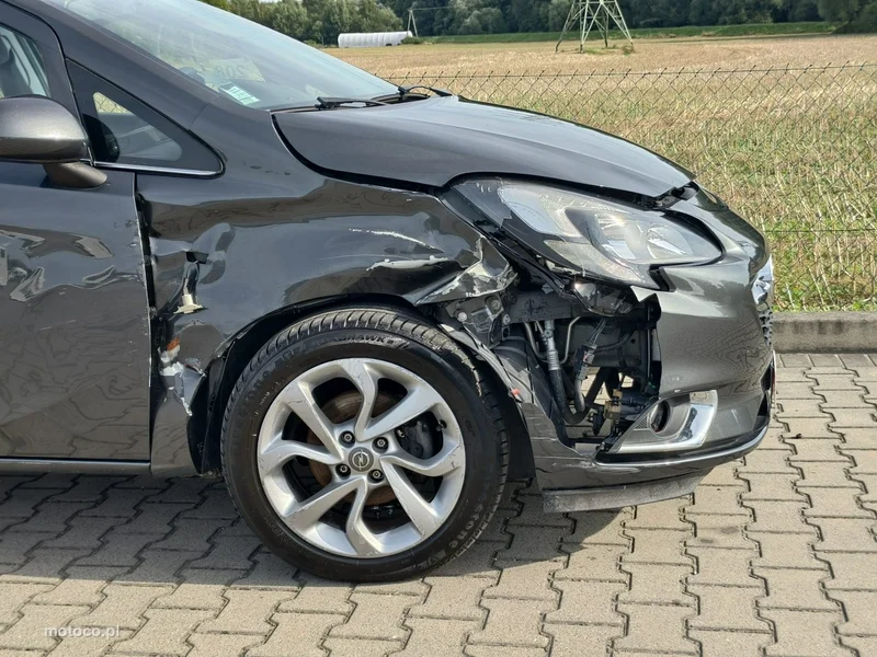 Opel Corsa E 21