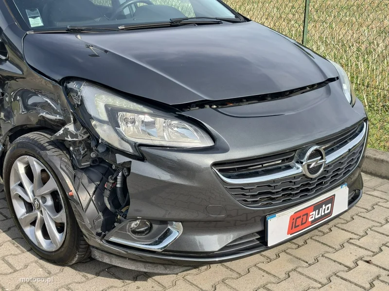 Opel Corsa E 22