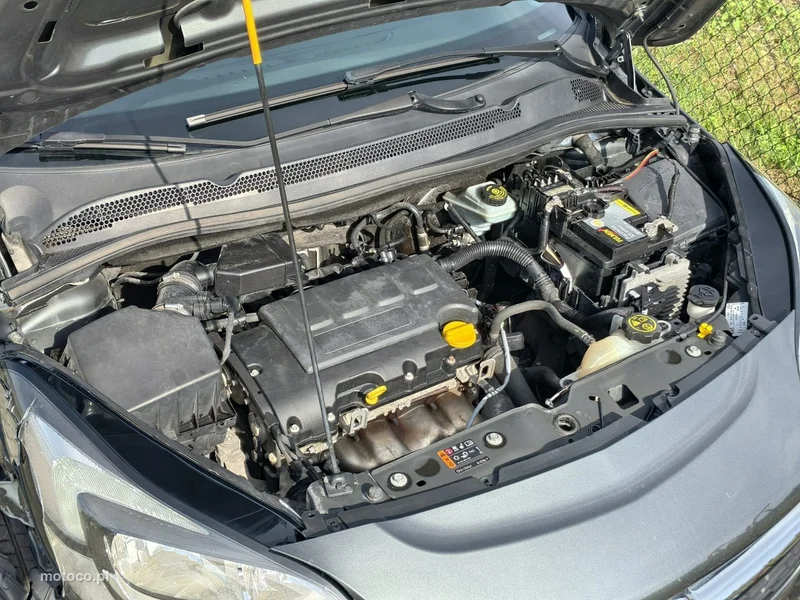 Opel Corsa E 24