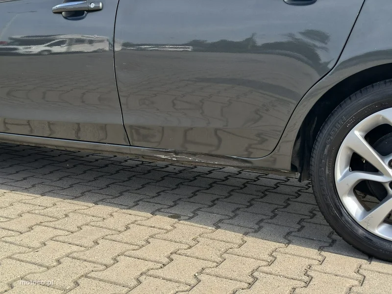 Opel Corsa E 27